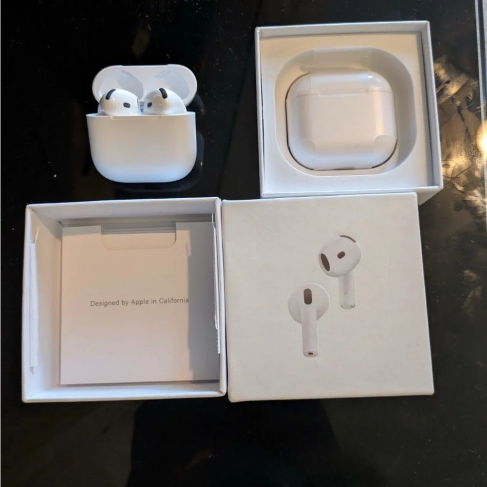 Apple White AirPods 4 Headset with Charging Case